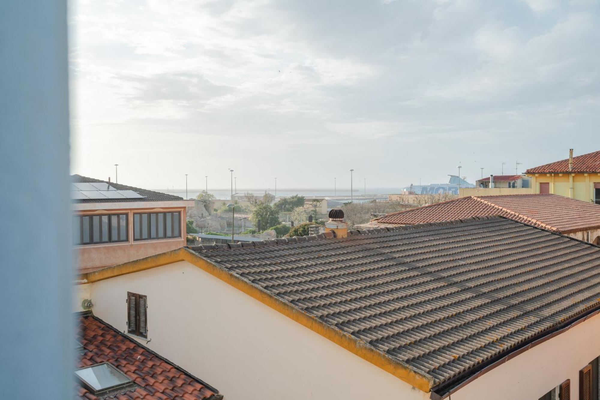 Il Faro Apartment Porto Torres Exterior foto